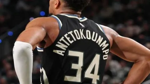 傑倫-格林：包夾時選擇傳球，策略清晰一目了然